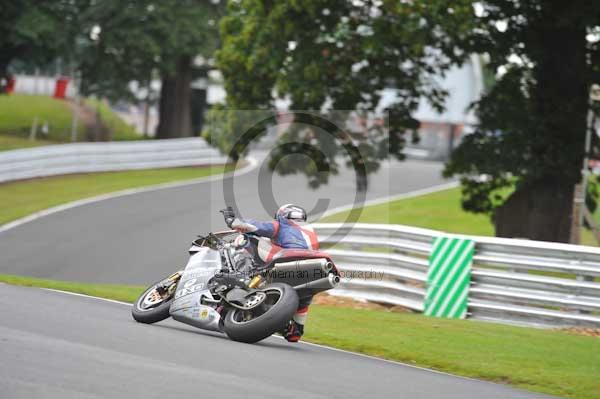 Motorcycle action photographs;Trackday digital images;event digital images;eventdigitalimages;no limits trackday;oulton park;oulton park circuit cheshire;oulton park photographs;peter wileman photography;trackday;trackday photos