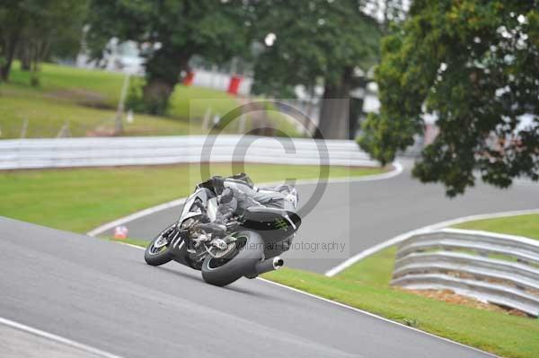 Motorcycle action photographs;Trackday digital images;event digital images;eventdigitalimages;no limits trackday;oulton park;oulton park circuit cheshire;oulton park photographs;peter wileman photography;trackday;trackday photos