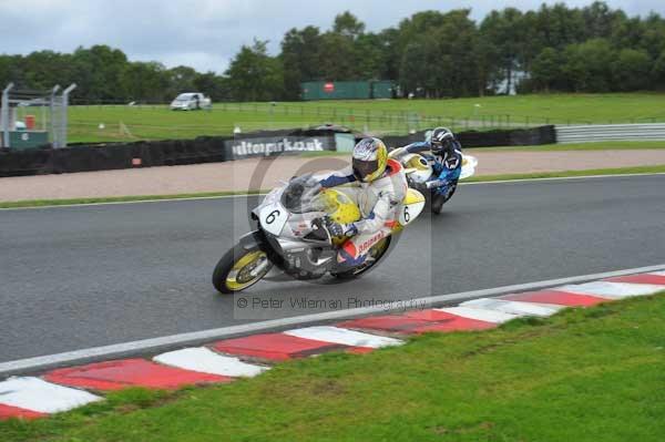 Motorcycle action photographs;Trackday digital images;event digital images;eventdigitalimages;no limits trackday;oulton park;oulton park circuit cheshire;oulton park photographs;peter wileman photography;trackday;trackday photos