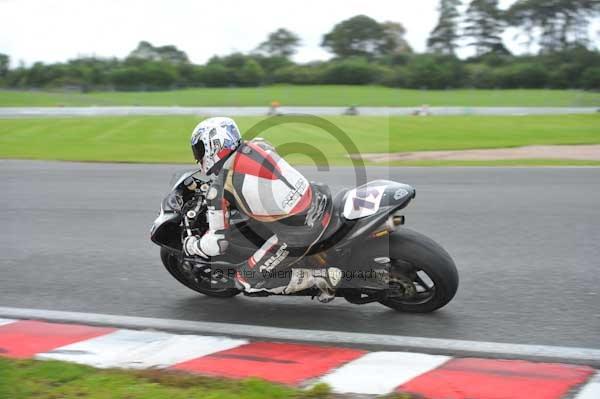 Motorcycle action photographs;Trackday digital images;event digital images;eventdigitalimages;no limits trackday;oulton park;oulton park circuit cheshire;oulton park photographs;peter wileman photography;trackday;trackday photos