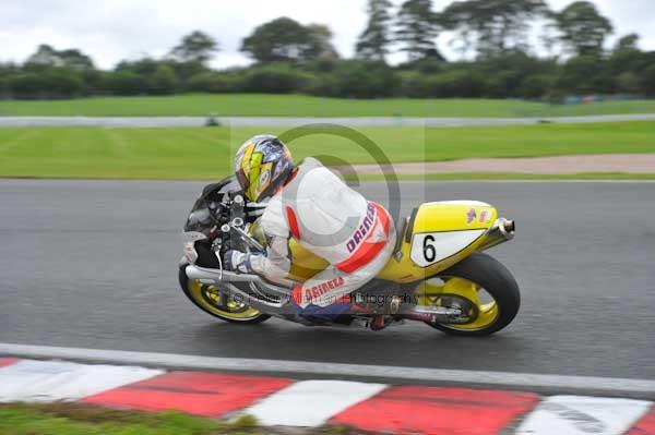 Motorcycle action photographs;Trackday digital images;event digital images;eventdigitalimages;no limits trackday;oulton park;oulton park circuit cheshire;oulton park photographs;peter wileman photography;trackday;trackday photos