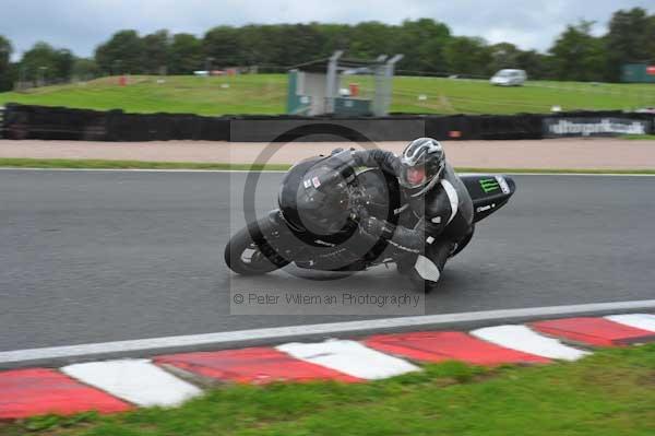 Motorcycle action photographs;Trackday digital images;event digital images;eventdigitalimages;no limits trackday;oulton park;oulton park circuit cheshire;oulton park photographs;peter wileman photography;trackday;trackday photos