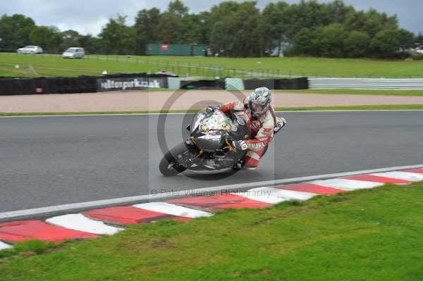 Motorcycle action photographs;Trackday digital images;event digital images;eventdigitalimages;no limits trackday;oulton park;oulton park circuit cheshire;oulton park photographs;peter wileman photography;trackday;trackday photos