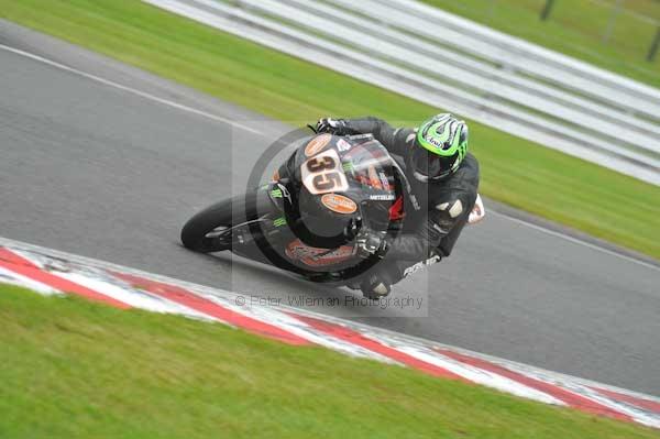 Motorcycle action photographs;Trackday digital images;event digital images;eventdigitalimages;no limits trackday;oulton park;oulton park circuit cheshire;oulton park photographs;peter wileman photography;trackday;trackday photos