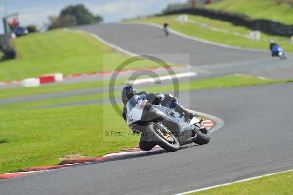 Motorcycle action photographs;Trackday digital images;event digital images;eventdigitalimages;no limits trackday;oulton park;oulton park circuit cheshire;oulton park photographs;peter wileman photography;trackday;trackday photos