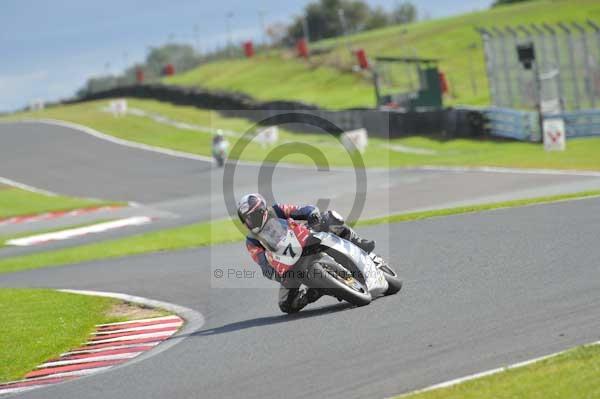 Motorcycle action photographs;Trackday digital images;event digital images;eventdigitalimages;no limits trackday;oulton park;oulton park circuit cheshire;oulton park photographs;peter wileman photography;trackday;trackday photos