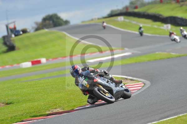 Motorcycle action photographs;Trackday digital images;event digital images;eventdigitalimages;no limits trackday;oulton park;oulton park circuit cheshire;oulton park photographs;peter wileman photography;trackday;trackday photos