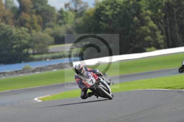 Motorcycle action photographs;Trackday digital images;event digital images;eventdigitalimages;no limits trackday;oulton park;oulton park circuit cheshire;oulton park photographs;peter wileman photography;trackday;trackday photos