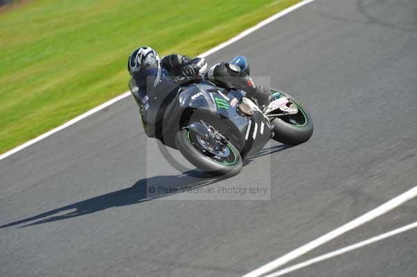 Motorcycle action photographs;Trackday digital images;event digital images;eventdigitalimages;no limits trackday;oulton park;oulton park circuit cheshire;oulton park photographs;peter wileman photography;trackday;trackday photos