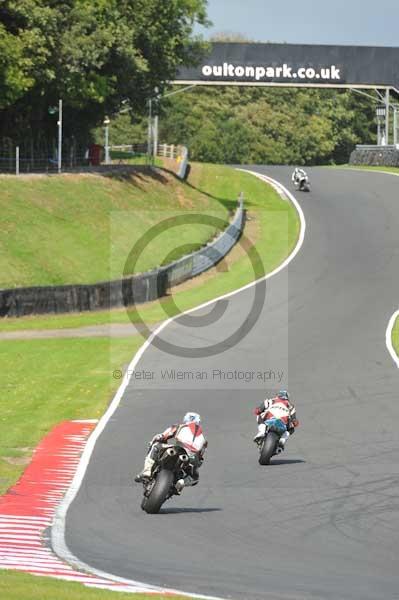 Motorcycle action photographs;Trackday digital images;event digital images;eventdigitalimages;no limits trackday;oulton park;oulton park circuit cheshire;oulton park photographs;peter wileman photography;trackday;trackday photos