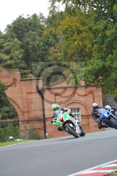 Motorcycle action photographs;Trackday digital images;event digital images;eventdigitalimages;no limits trackday;oulton park;oulton park circuit cheshire;oulton park photographs;peter wileman photography;trackday;trackday photos