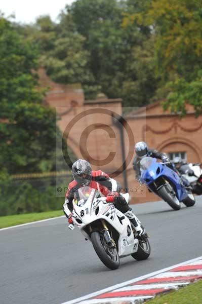 Motorcycle action photographs;Trackday digital images;event digital images;eventdigitalimages;no limits trackday;oulton park;oulton park circuit cheshire;oulton park photographs;peter wileman photography;trackday;trackday photos