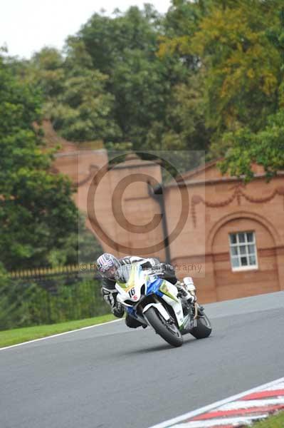 Motorcycle action photographs;Trackday digital images;event digital images;eventdigitalimages;no limits trackday;oulton park;oulton park circuit cheshire;oulton park photographs;peter wileman photography;trackday;trackday photos