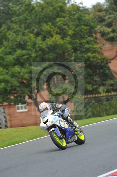 Motorcycle action photographs;Trackday digital images;event digital images;eventdigitalimages;no limits trackday;oulton park;oulton park circuit cheshire;oulton park photographs;peter wileman photography;trackday;trackday photos