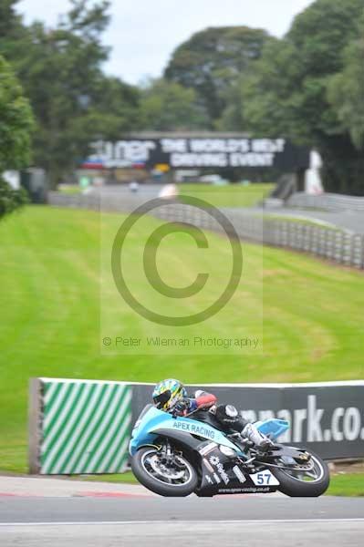 Motorcycle action photographs;Trackday digital images;event digital images;eventdigitalimages;no limits trackday;oulton park;oulton park circuit cheshire;oulton park photographs;peter wileman photography;trackday;trackday photos