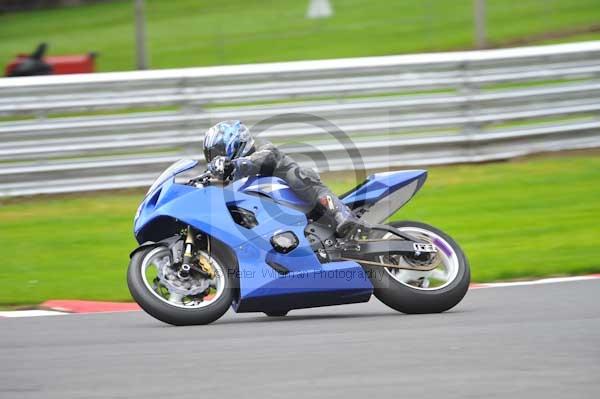 Motorcycle action photographs;Trackday digital images;event digital images;eventdigitalimages;no limits trackday;oulton park;oulton park circuit cheshire;oulton park photographs;peter wileman photography;trackday;trackday photos