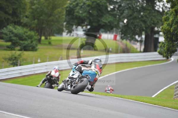 Motorcycle action photographs;Trackday digital images;event digital images;eventdigitalimages;no limits trackday;oulton park;oulton park circuit cheshire;oulton park photographs;peter wileman photography;trackday;trackday photos