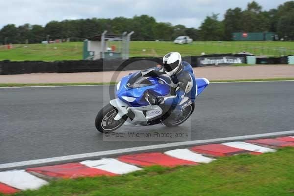 Motorcycle action photographs;Trackday digital images;event digital images;eventdigitalimages;no limits trackday;oulton park;oulton park circuit cheshire;oulton park photographs;peter wileman photography;trackday;trackday photos