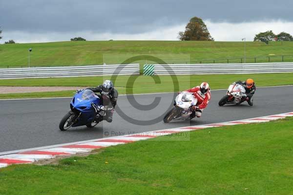 Motorcycle action photographs;Trackday digital images;event digital images;eventdigitalimages;no limits trackday;oulton park;oulton park circuit cheshire;oulton park photographs;peter wileman photography;trackday;trackday photos