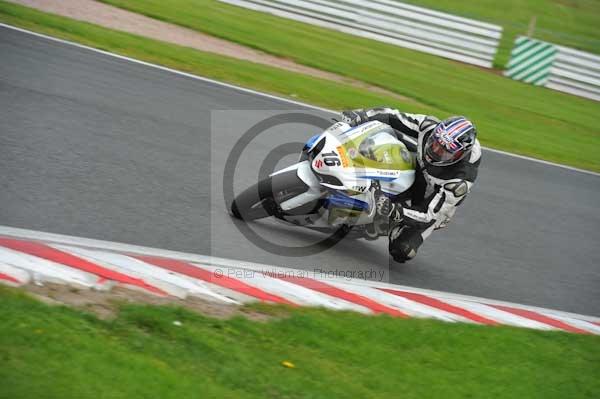 Motorcycle action photographs;Trackday digital images;event digital images;eventdigitalimages;no limits trackday;oulton park;oulton park circuit cheshire;oulton park photographs;peter wileman photography;trackday;trackday photos