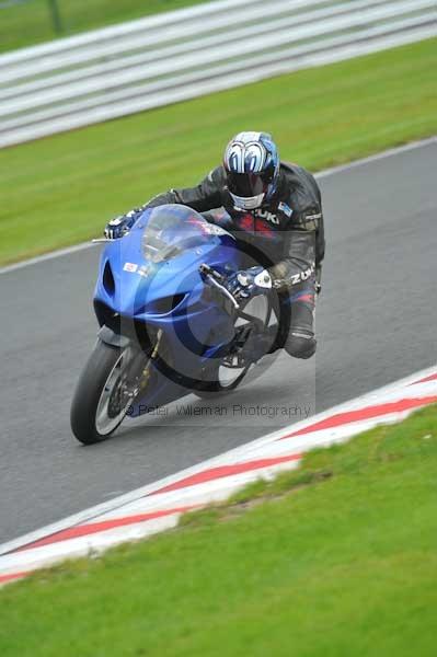 Motorcycle action photographs;Trackday digital images;event digital images;eventdigitalimages;no limits trackday;oulton park;oulton park circuit cheshire;oulton park photographs;peter wileman photography;trackday;trackday photos