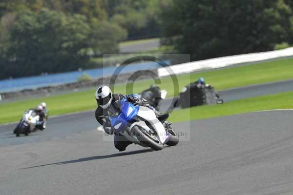 Motorcycle action photographs;Trackday digital images;event digital images;eventdigitalimages;no limits trackday;oulton park;oulton park circuit cheshire;oulton park photographs;peter wileman photography;trackday;trackday photos