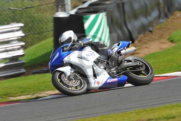 Motorcycle action photographs;Trackday digital images;event digital images;eventdigitalimages;no limits trackday;oulton park;oulton park circuit cheshire;oulton park photographs;peter wileman photography;trackday;trackday photos