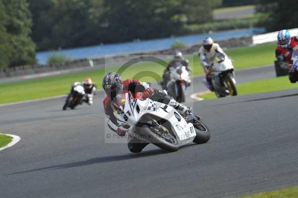 Motorcycle action photographs;Trackday digital images;event digital images;eventdigitalimages;no limits trackday;oulton park;oulton park circuit cheshire;oulton park photographs;peter wileman photography;trackday;trackday photos