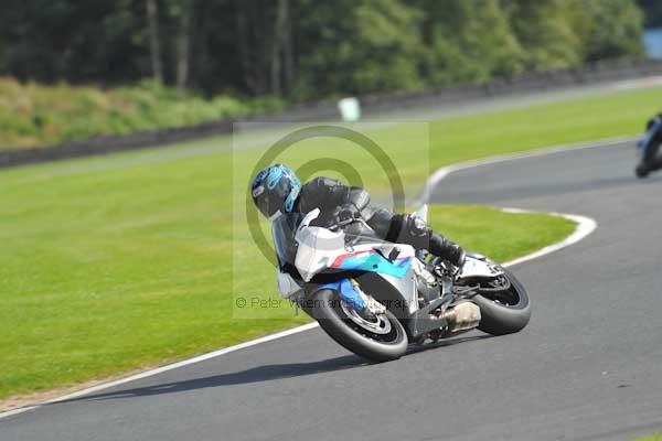 Motorcycle action photographs;Trackday digital images;event digital images;eventdigitalimages;no limits trackday;oulton park;oulton park circuit cheshire;oulton park photographs;peter wileman photography;trackday;trackday photos