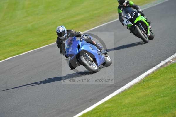 Motorcycle action photographs;Trackday digital images;event digital images;eventdigitalimages;no limits trackday;oulton park;oulton park circuit cheshire;oulton park photographs;peter wileman photography;trackday;trackday photos