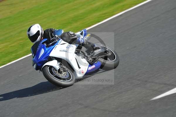 Motorcycle action photographs;Trackday digital images;event digital images;eventdigitalimages;no limits trackday;oulton park;oulton park circuit cheshire;oulton park photographs;peter wileman photography;trackday;trackday photos