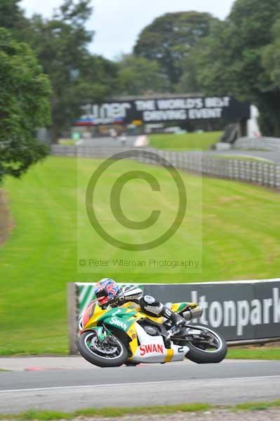 Motorcycle action photographs;Trackday digital images;event digital images;eventdigitalimages;no limits trackday;oulton park;oulton park circuit cheshire;oulton park photographs;peter wileman photography;trackday;trackday photos