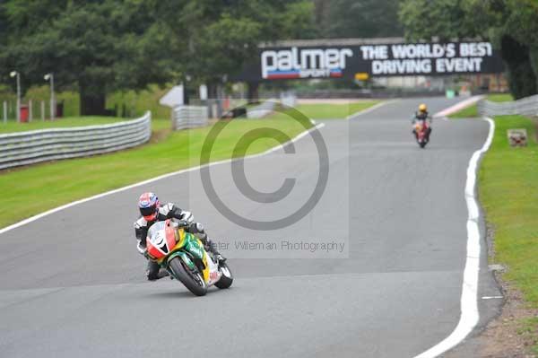 Motorcycle action photographs;Trackday digital images;event digital images;eventdigitalimages;no limits trackday;oulton park;oulton park circuit cheshire;oulton park photographs;peter wileman photography;trackday;trackday photos