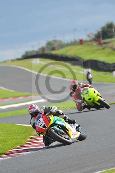 Motorcycle action photographs;Trackday digital images;event digital images;eventdigitalimages;no limits trackday;oulton park;oulton park circuit cheshire;oulton park photographs;peter wileman photography;trackday;trackday photos