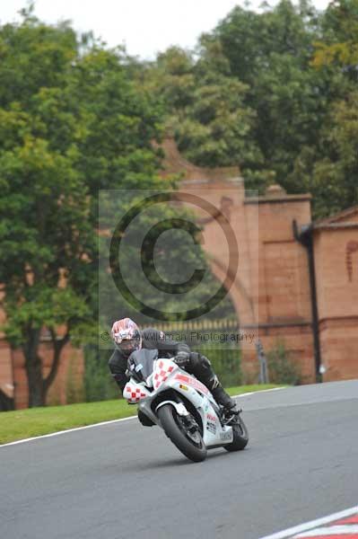 Motorcycle action photographs;Trackday digital images;event digital images;eventdigitalimages;no limits trackday;oulton park;oulton park circuit cheshire;oulton park photographs;peter wileman photography;trackday;trackday photos