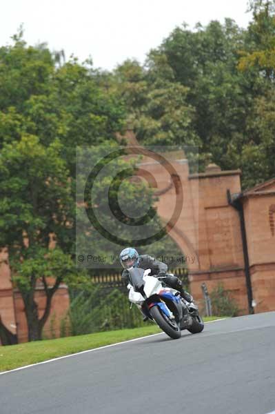 Motorcycle action photographs;Trackday digital images;event digital images;eventdigitalimages;no limits trackday;oulton park;oulton park circuit cheshire;oulton park photographs;peter wileman photography;trackday;trackday photos