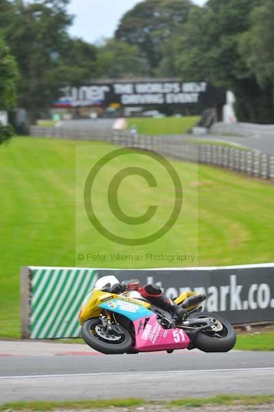 Motorcycle action photographs;Trackday digital images;event digital images;eventdigitalimages;no limits trackday;oulton park;oulton park circuit cheshire;oulton park photographs;peter wileman photography;trackday;trackday photos