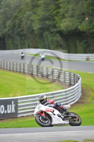 Motorcycle action photographs;Trackday digital images;event digital images;eventdigitalimages;no limits trackday;oulton park;oulton park circuit cheshire;oulton park photographs;peter wileman photography;trackday;trackday photos