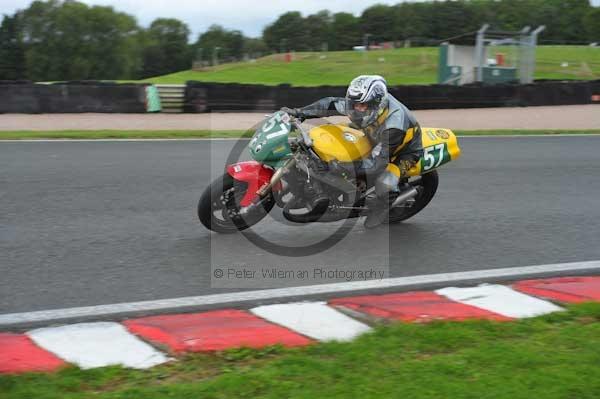 Motorcycle action photographs;Trackday digital images;event digital images;eventdigitalimages;no limits trackday;oulton park;oulton park circuit cheshire;oulton park photographs;peter wileman photography;trackday;trackday photos