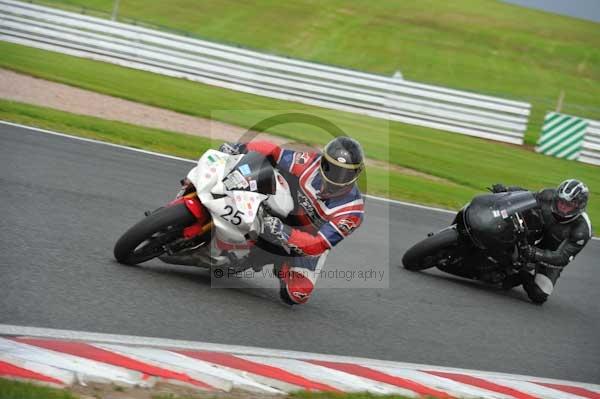 Motorcycle action photographs;Trackday digital images;event digital images;eventdigitalimages;no limits trackday;oulton park;oulton park circuit cheshire;oulton park photographs;peter wileman photography;trackday;trackday photos