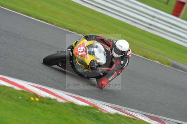 Motorcycle action photographs;Trackday digital images;event digital images;eventdigitalimages;no limits trackday;oulton park;oulton park circuit cheshire;oulton park photographs;peter wileman photography;trackday;trackday photos