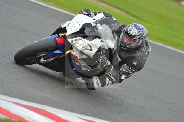 Motorcycle action photographs;Trackday digital images;event digital images;eventdigitalimages;no limits trackday;oulton park;oulton park circuit cheshire;oulton park photographs;peter wileman photography;trackday;trackday photos