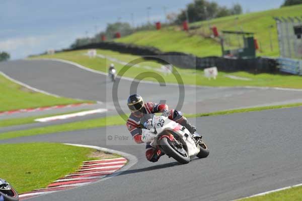 Motorcycle action photographs;Trackday digital images;event digital images;eventdigitalimages;no limits trackday;oulton park;oulton park circuit cheshire;oulton park photographs;peter wileman photography;trackday;trackday photos