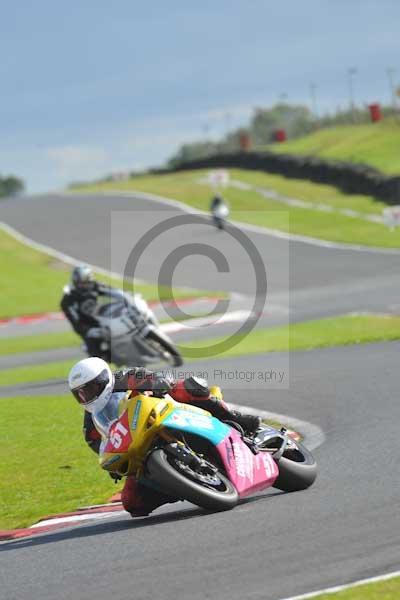 Motorcycle action photographs;Trackday digital images;event digital images;eventdigitalimages;no limits trackday;oulton park;oulton park circuit cheshire;oulton park photographs;peter wileman photography;trackday;trackday photos