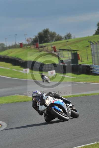 Motorcycle action photographs;Trackday digital images;event digital images;eventdigitalimages;no limits trackday;oulton park;oulton park circuit cheshire;oulton park photographs;peter wileman photography;trackday;trackday photos