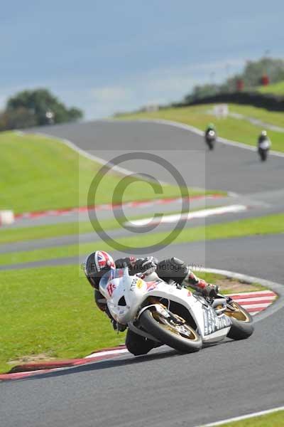 Motorcycle action photographs;Trackday digital images;event digital images;eventdigitalimages;no limits trackday;oulton park;oulton park circuit cheshire;oulton park photographs;peter wileman photography;trackday;trackday photos