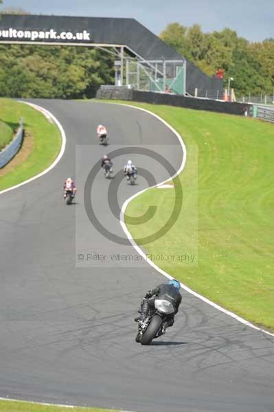 Motorcycle action photographs;Trackday digital images;event digital images;eventdigitalimages;no limits trackday;oulton park;oulton park circuit cheshire;oulton park photographs;peter wileman photography;trackday;trackday photos