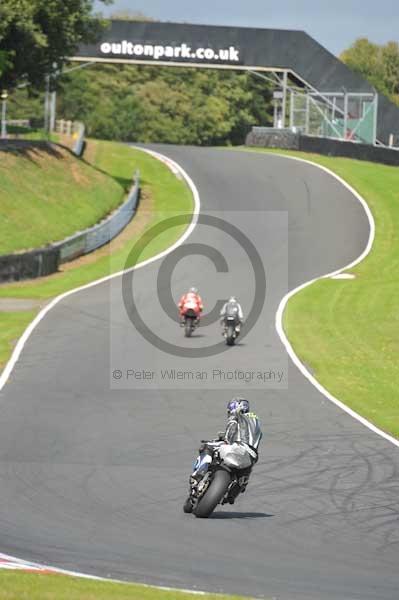 Motorcycle action photographs;Trackday digital images;event digital images;eventdigitalimages;no limits trackday;oulton park;oulton park circuit cheshire;oulton park photographs;peter wileman photography;trackday;trackday photos