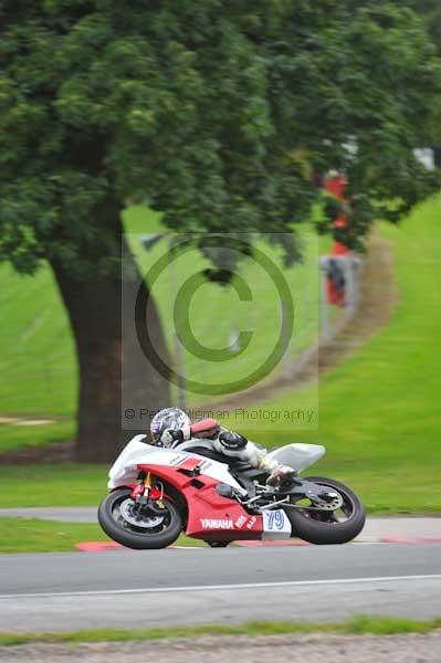 Motorcycle action photographs;Trackday digital images;event digital images;eventdigitalimages;no limits trackday;oulton park;oulton park circuit cheshire;oulton park photographs;peter wileman photography;trackday;trackday photos