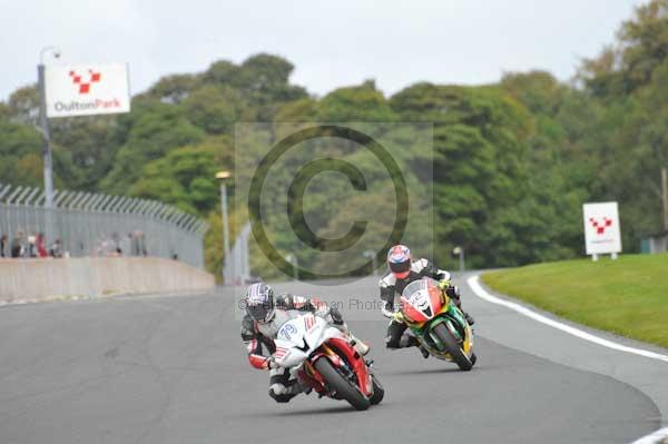 Motorcycle action photographs;Trackday digital images;event digital images;eventdigitalimages;no limits trackday;oulton park;oulton park circuit cheshire;oulton park photographs;peter wileman photography;trackday;trackday photos